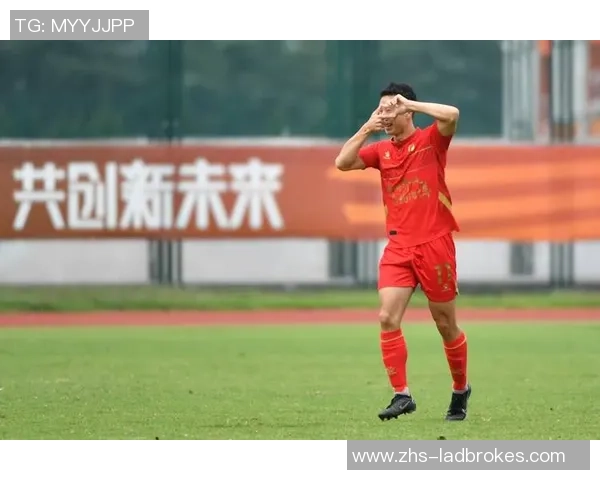 神鸟足球引领新时代足球潮流助力年轻球员成长与梦想实现 神鸟足球引领新时代足球潮流助力年轻球员成长与梦想实现