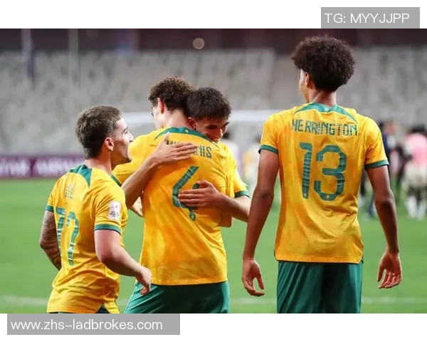 足球踹脑袋事件引发的争议与反思：体育精神与安全意识的双重考量